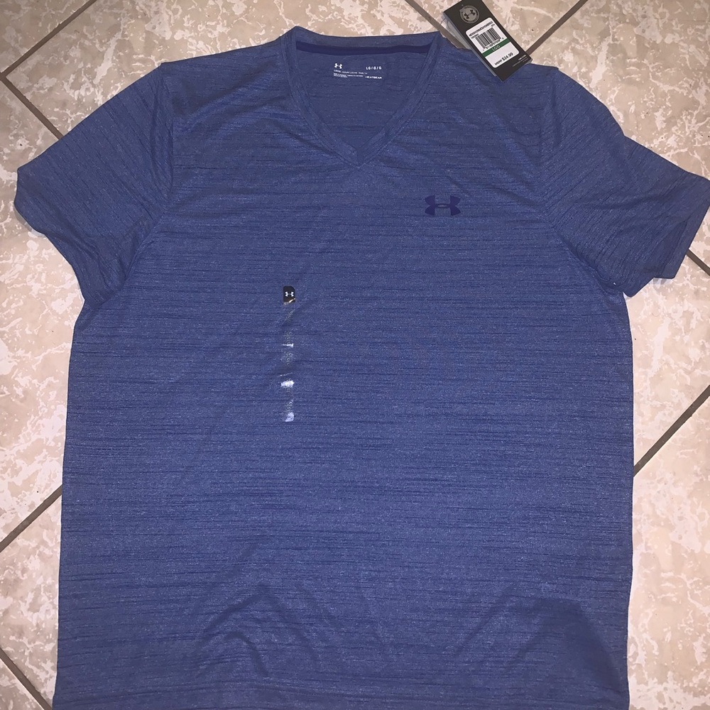 Under  armour  shirt size L NWT